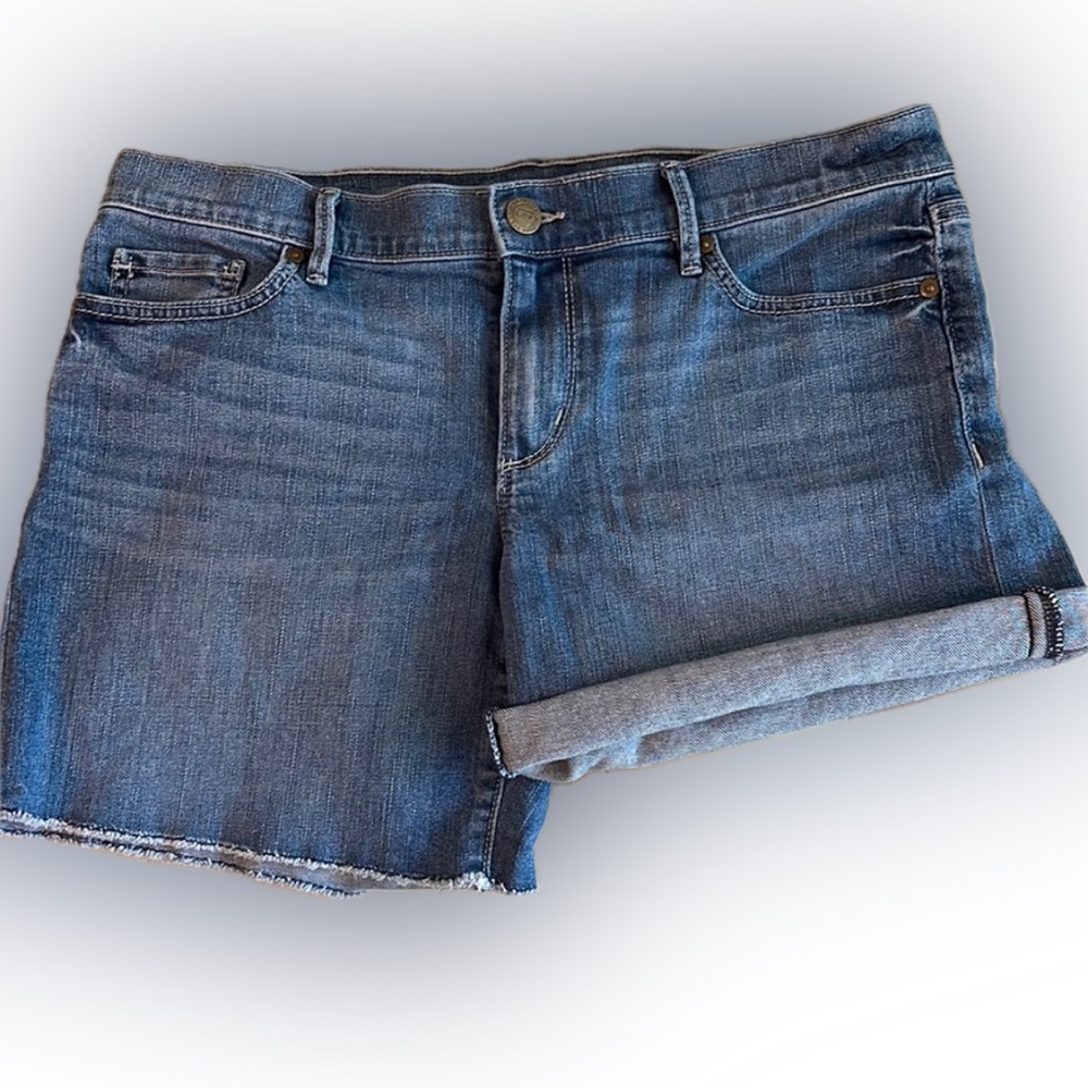 Ann Taylor Loft Denim Roll up Jean Shorts size 6